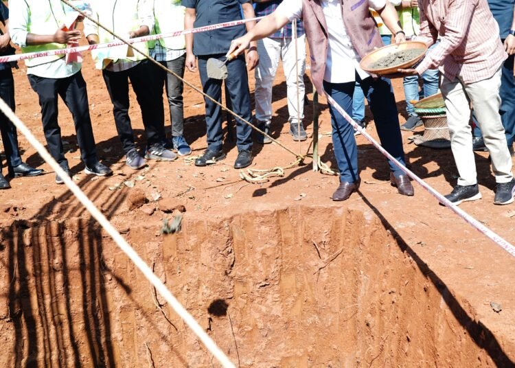 Additional Secretariat complex construction begins with first concrete pouring