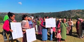 Villagers oppose hearing on cement factory at Daistong, EJH