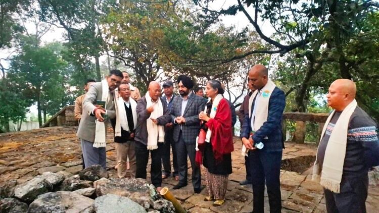 Election Commissioner visits sacred sanctum at Lum Sohpetbneng