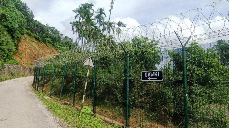 Night time curfew reimposed on Indo-Bangla border in EKH