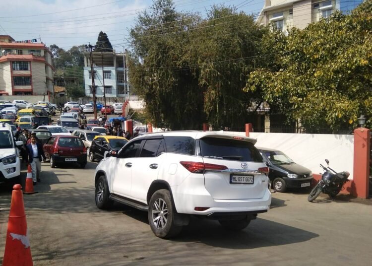 SOPs for siren, tinted windows but VIPs likely to be unaffected