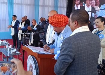 Elaka Saitsohpen gets back 128 acres land from Govt