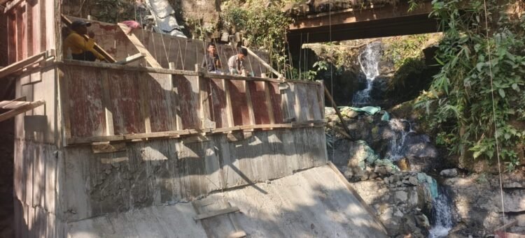 HITO halts bridge construction