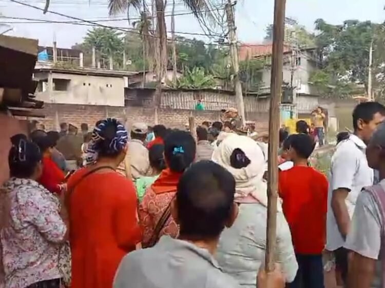 Tension erupts at Maikhuli on Assam-M’laya border