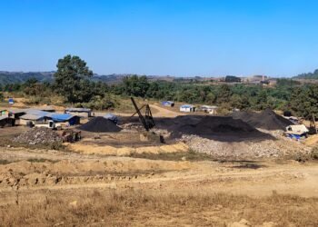 Cops draw blank after report of miners trapped