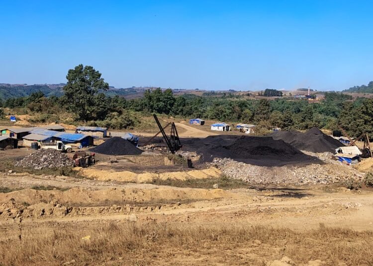 Cops draw blank after report of miners trapped