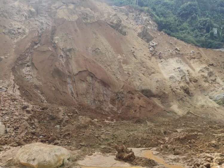 Detrimental earth cutting activities in Raid Marwet exposed