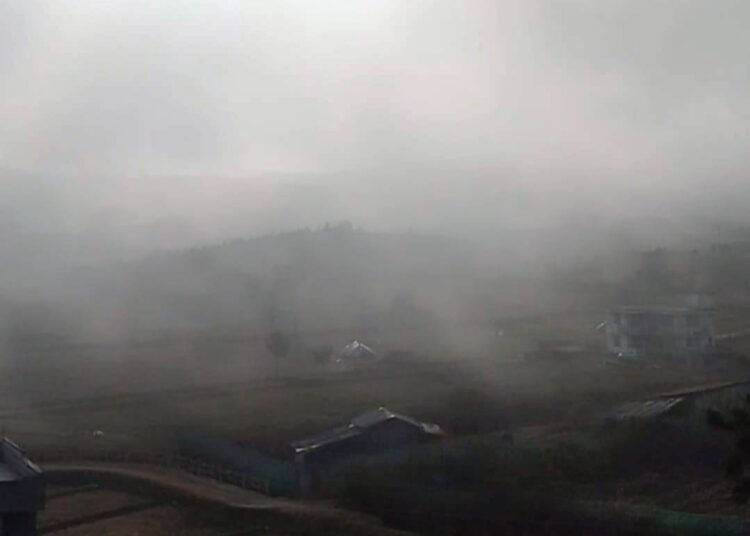 Thick fog descends on State, thunderstorms likely in New Year