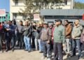 Bank workers strike for 5-day week