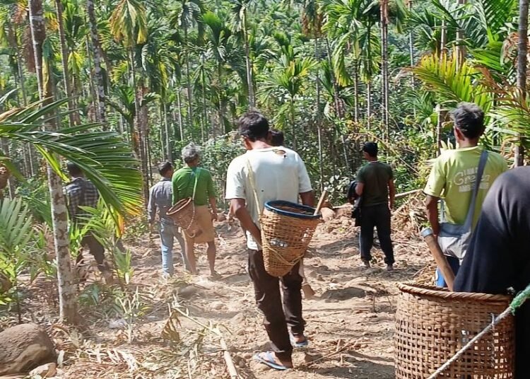 8 villages oppose international border fence, fear risk of losing farmland