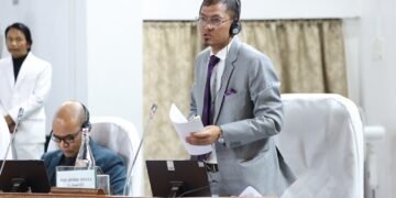 Understaffed CHCs, lack of specialists, dilapidated dialysis machines