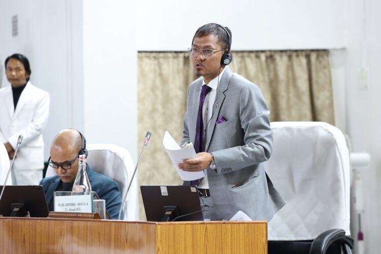 Understaffed CHCs, lack of specialists, dilapidated dialysis machines