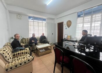 International cavers visit MLCU