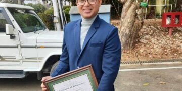 Shot in the line of duty, cop wins accolades with poetry