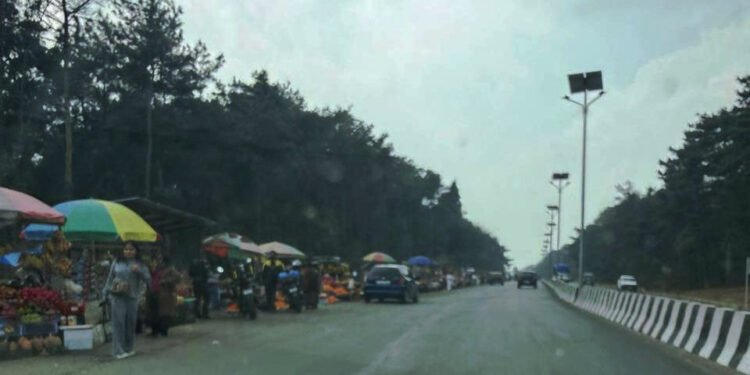 Upper Shillong road:  Vendors under HC scanner