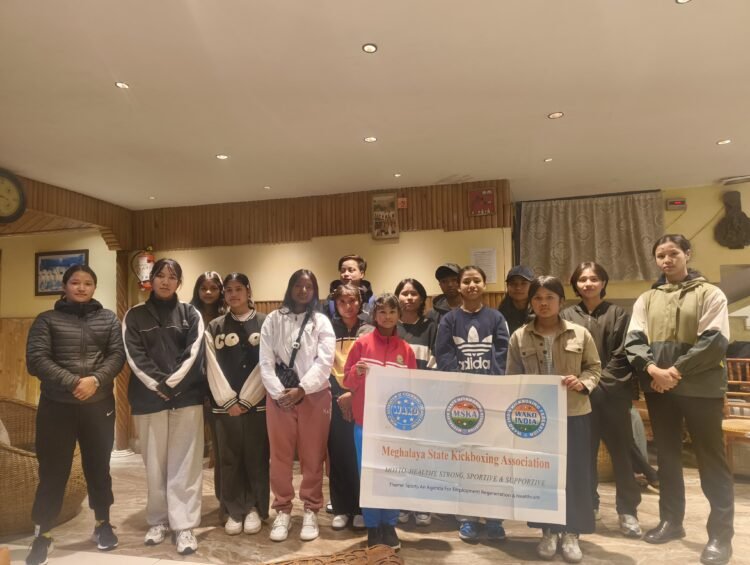 14 State medallists leave for Chennai for ASMITA national kickboxing