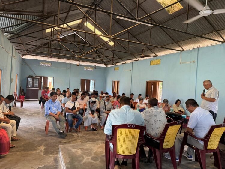 Church leaders, mothers’ union visit relief camp in WGH