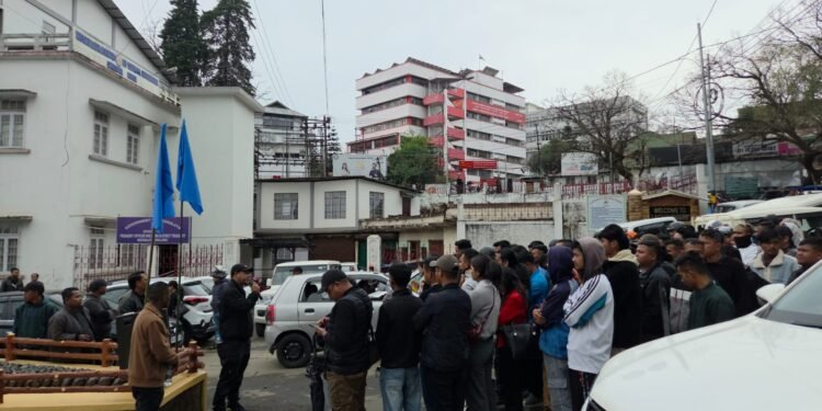 Vande Mataram being used to impose Hindi, Hinduism: KSU