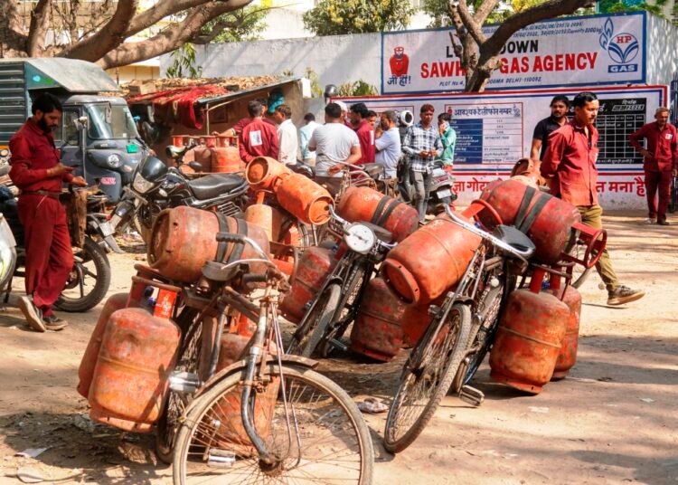Govt says state has enough LPG stock, crisis management group formed