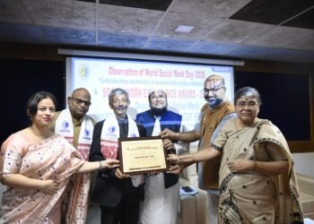 USTM confers social work excellence award to Padma Shri Hally War & social activist Prasad Agnihotri
