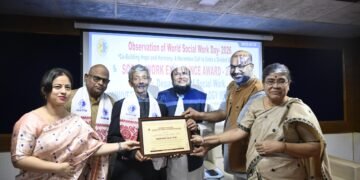 USTM confers social work excellence award to Padma Shri Hally War & social activist Prasad Agnihotri
