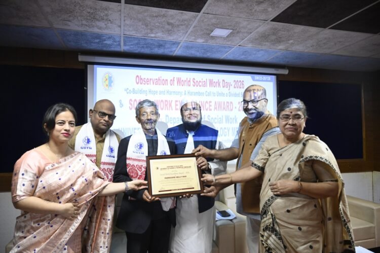 USTM confers social work excellence award to Padma Shri Hally War & social activist Prasad Agnihotri