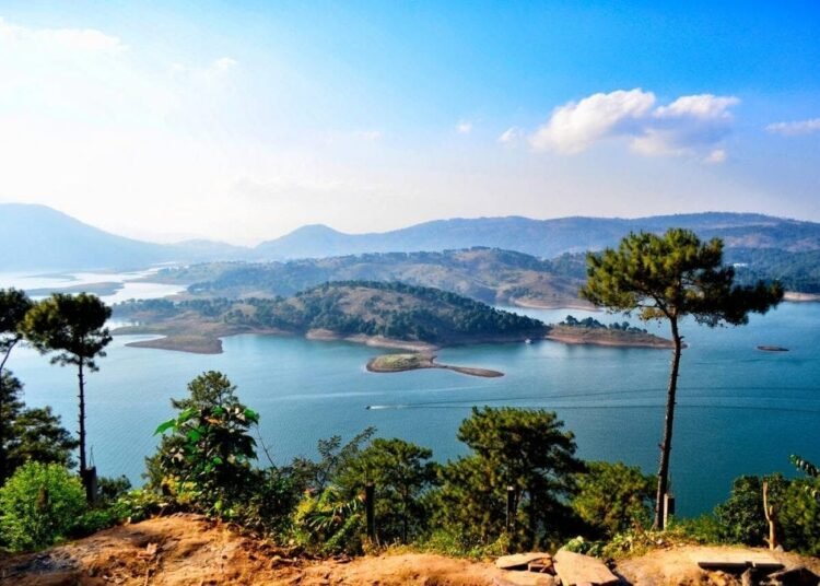 Mahila Congress opposes Umiam luxury resort