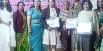 Balarina, Rifiness receive women icon award