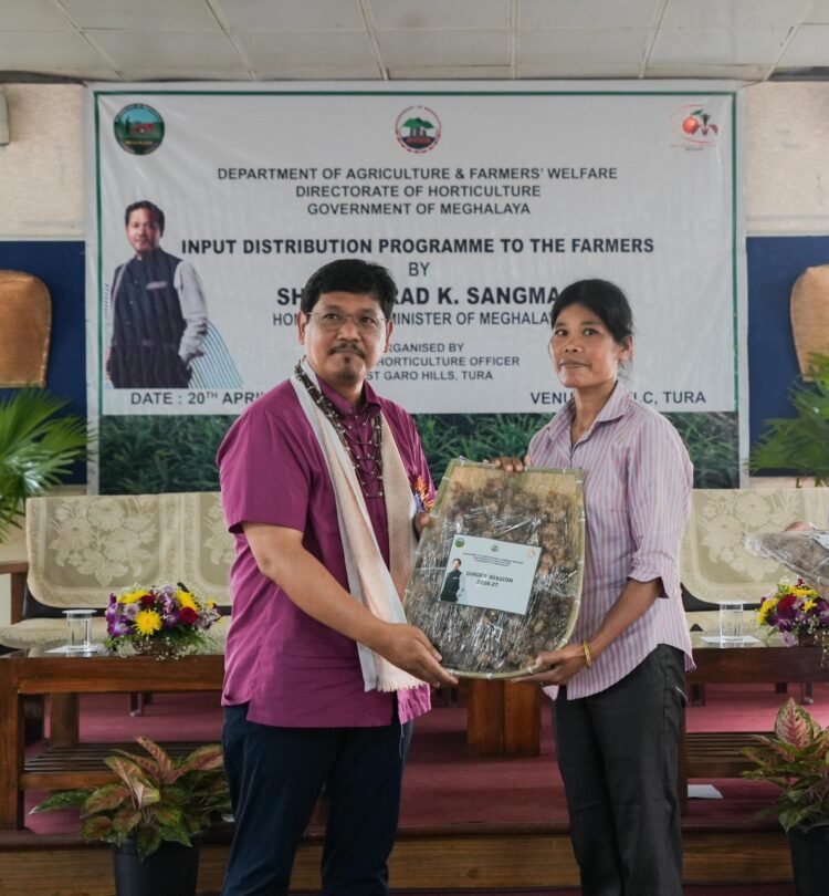 Input distribution programme held for farmers in Tura