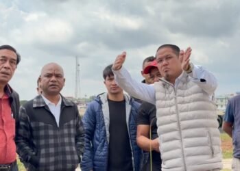 Wailad inspects renovations to Kiang Nangbah Stadium