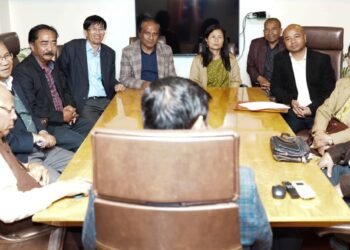 Khasi & Garo to be put on equal footing with English in State