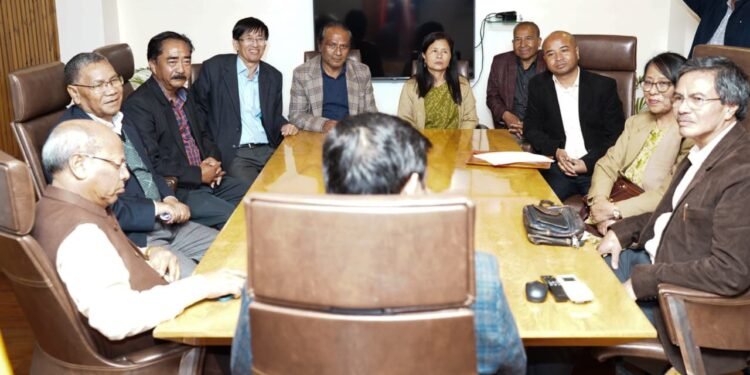 Khasi & Garo to be put on equal footing with English in State