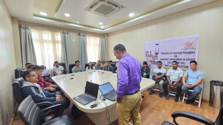 Master training prog held to strengthen Aadhaar ecosystem