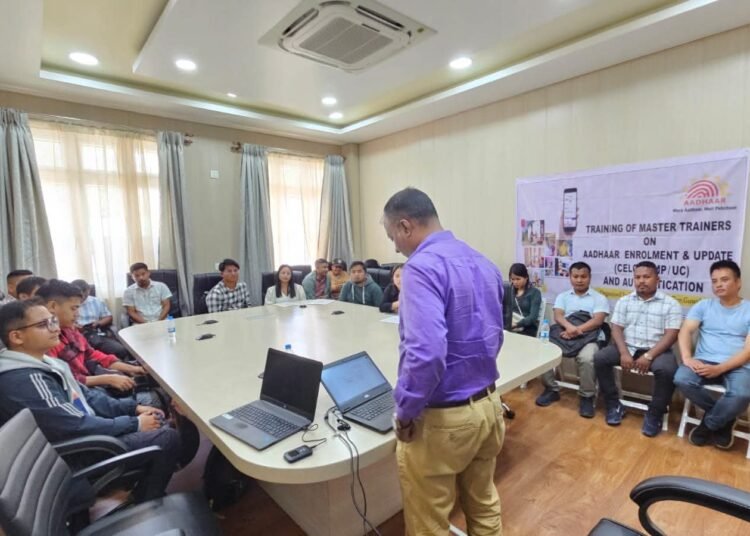 Master training prog held to strengthen Aadhaar ecosystem