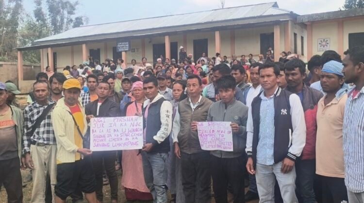 Residents of Umkyrpong village protest against Star Cement plant