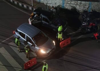 194 traffic violators caught, Rs 2.46 lakh fines imposed in single evening