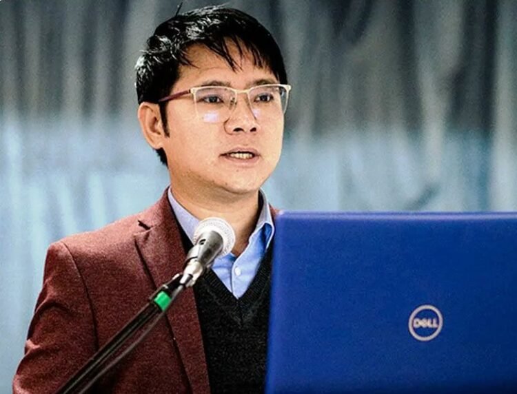 Doctor-IAS officer authors book on science & philosophy
