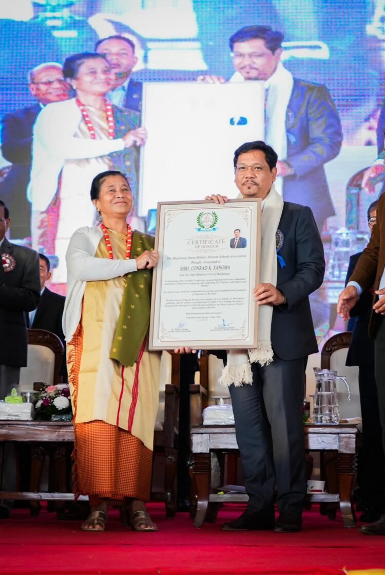 CM recognised for efforts in ensuring financial stability of teachers