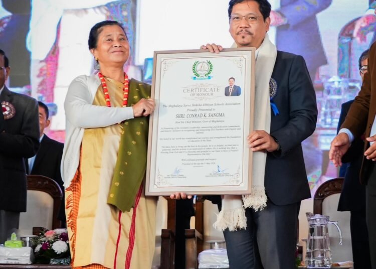 CM recognised for efforts in ensuring financial stability of teachers