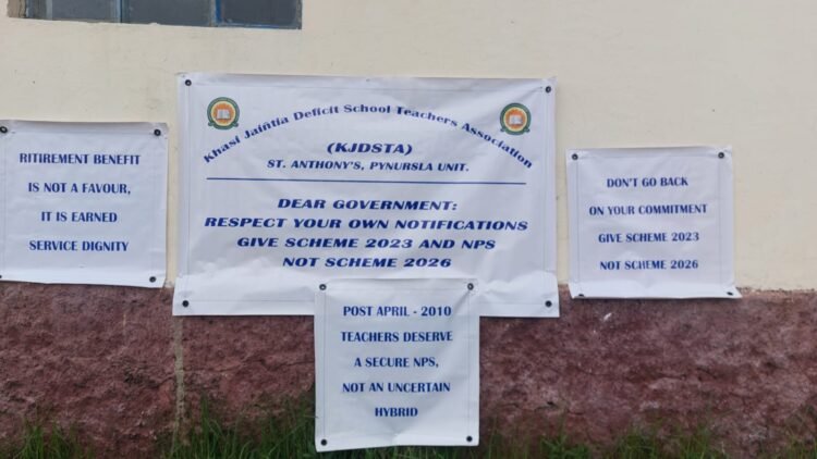 Govt-deficit teacher meeting inconclusive after walkout