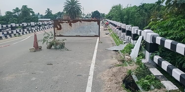 Heavy vehicles banned from using bridge along Garobadha-Dalu road