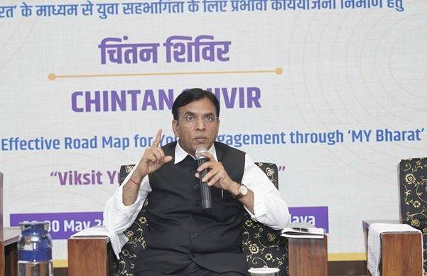 Mansukh Mandaviya calls for grassroots youth mobilisers