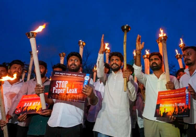 State ABVP demands transparent NEET-UG investigation
