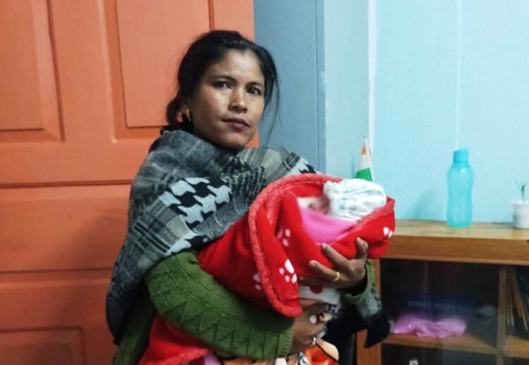 Shopkeeper rescues newborn baby abandoned in EJH