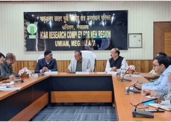 Minister meets scientist, officials to discuss sustainable agriculture in State