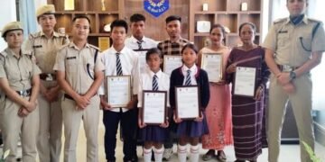 Teachers & students honoured for rescuing abandoned newborn