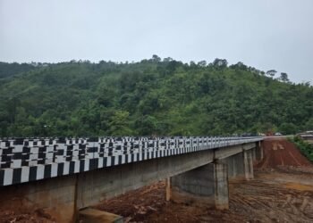 Sigh of relief for heavy vehicles as new Umiam bypass bridge opens