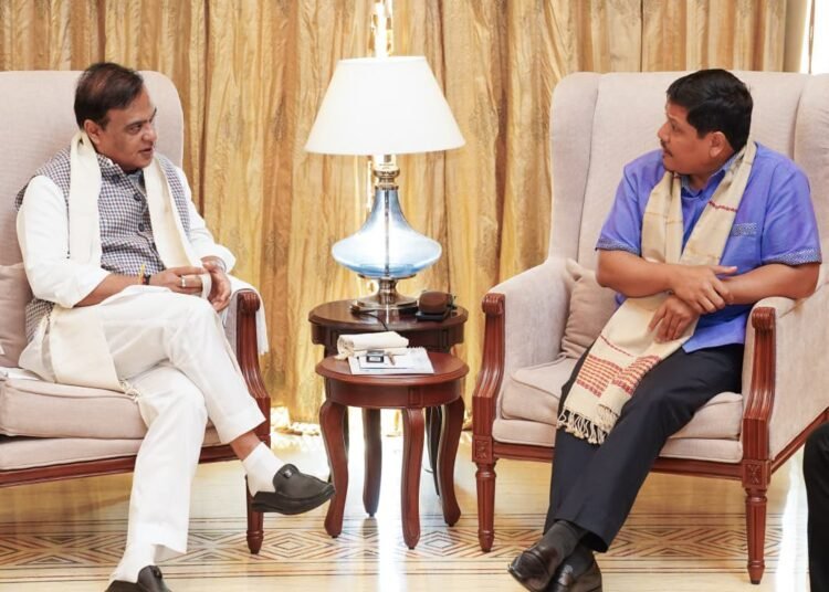 Conrad, Himanta discuss Lapangap flashpoint