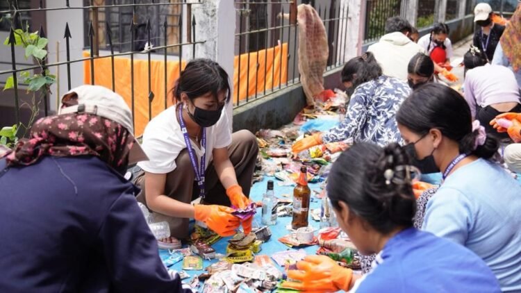 MLCU takes part in Himalayan Clean Up