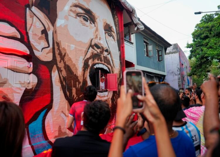 World Cup begins with Mexico hosting South Africa in opening match